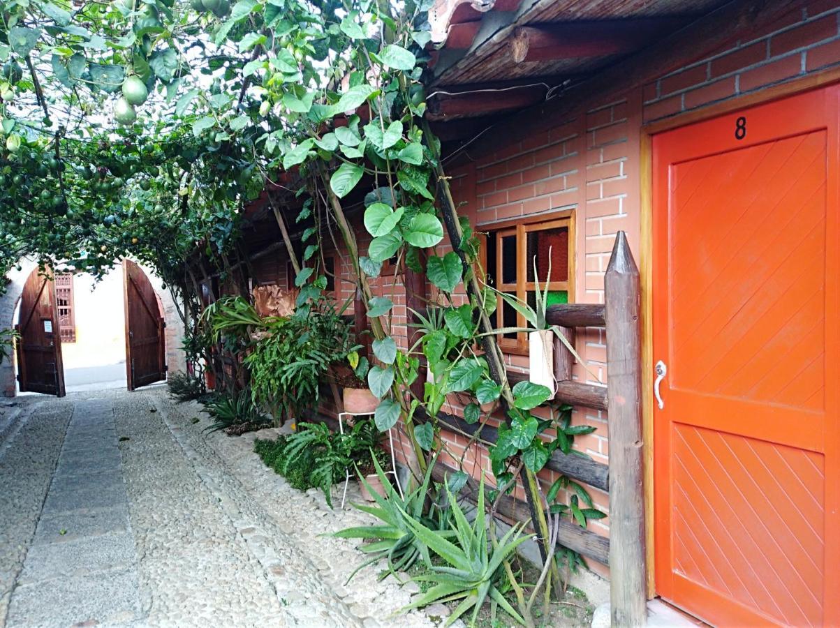 Hotel Kantarrana Urbana Jardin Esterno foto